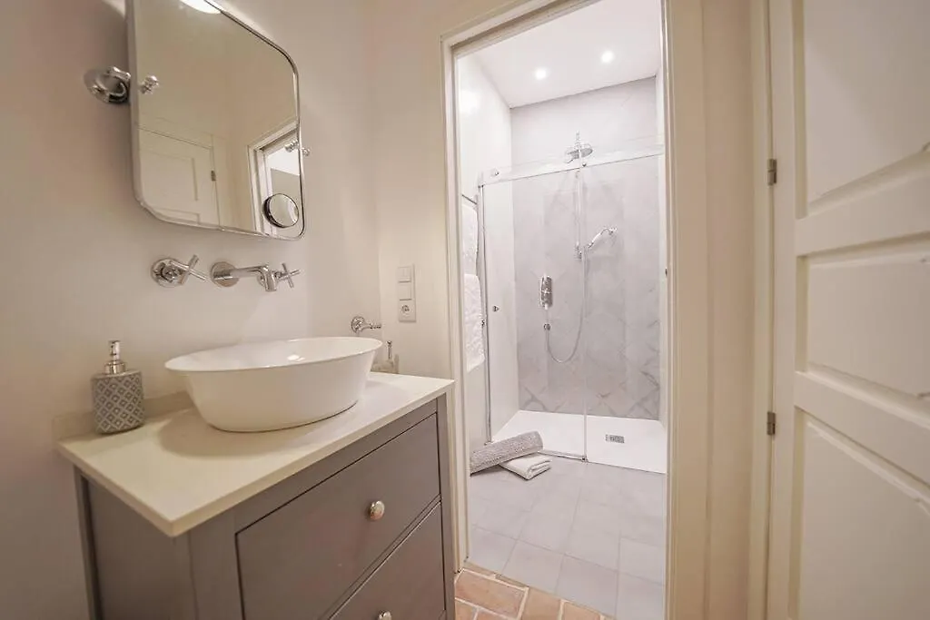 Luxury Center Townhouse In Frigiliana With Pool And Parking Hansonholiday Rentals 0*,